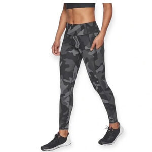 Athleta Camo Contender 7/8 Tight Leggings Size XS Workout Running Athletic Gray